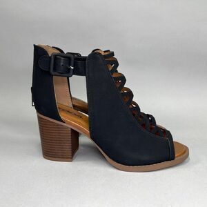 Soda Women's Size 8.5 Black Peep‎ Toe Ankle Boots